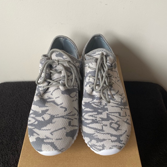 Dirty Laundry Haste Mesh Beige Shoe - Size 8 - NIB - Picture 3 of 7